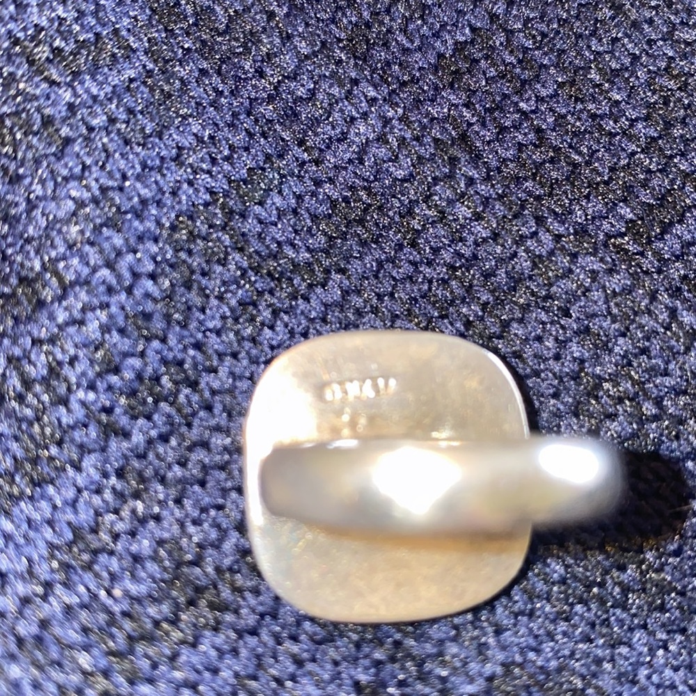 Silver ring - Picture 2 of 6